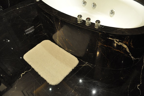 Rismat FloorGuard White Bath Mat Washroom